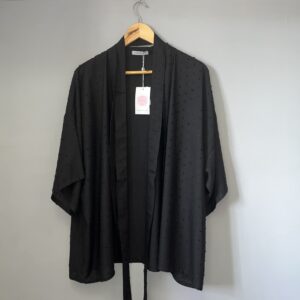 Coleção Colors: Kimono Peônia preto pipoca